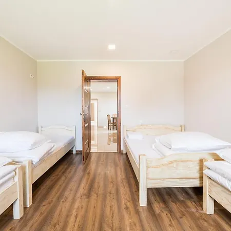 Lesna Nuta Farm stay *